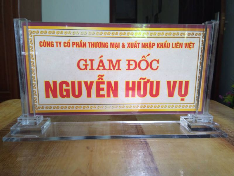 Biển chức danh